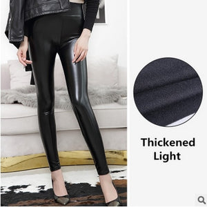 Costume Leather-look Pants